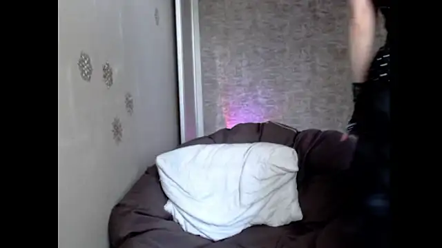 Chat +18 de AnnieEltgant ao vivo