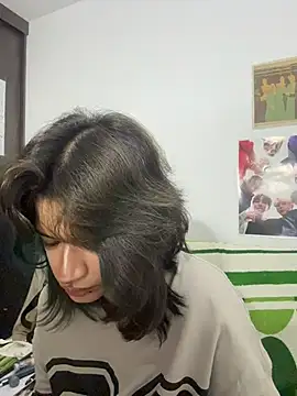 sukulaurens Adlı Modelin Canlı XXX Sohbeti