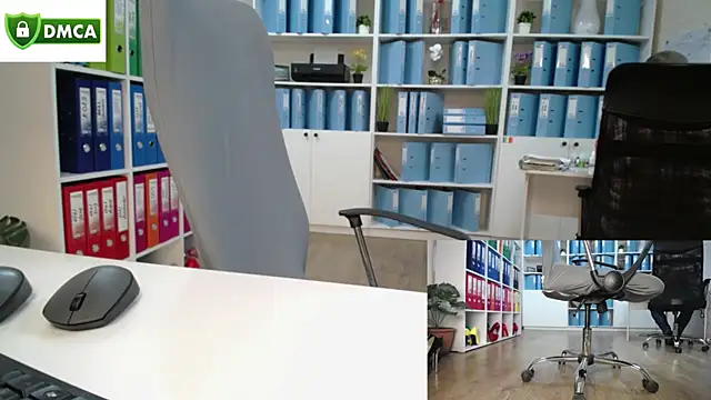 secret-office Adlı Modelin Canlı XXX Sohbeti
