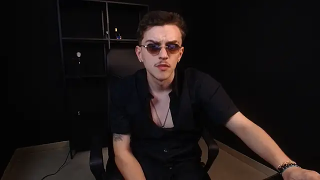 FelixStarkk Chat XXX live