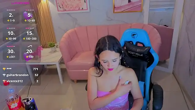 bella_vibess_s' Live XXX Chat