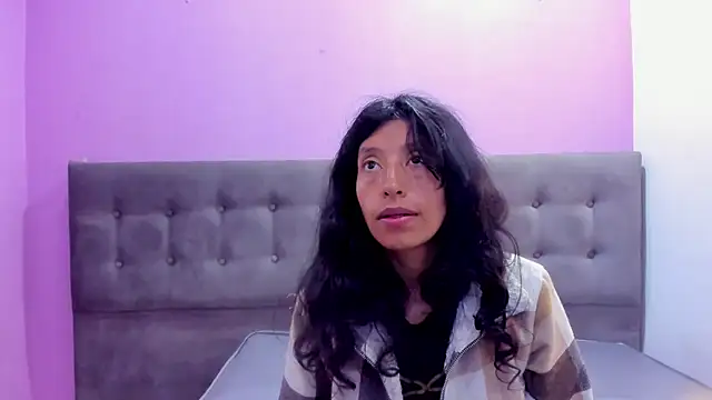 karolinee_66_'s Live XXX Chat