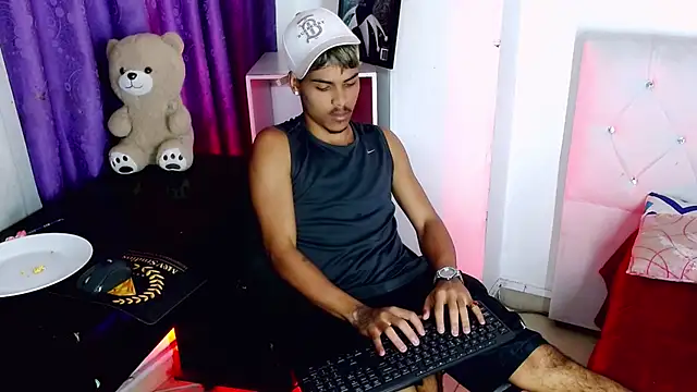 Chat XXX ao vivo de Angel_foxc13