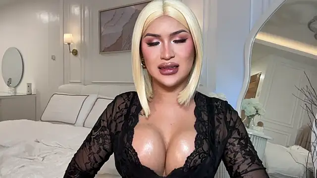 Your_Majesty_Tyra Live XXX Chat