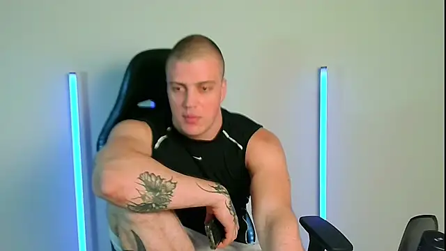 Bigbaald: онлайн-секс-чат