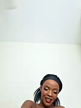 Kamdollie 라이브 XXX 채팅