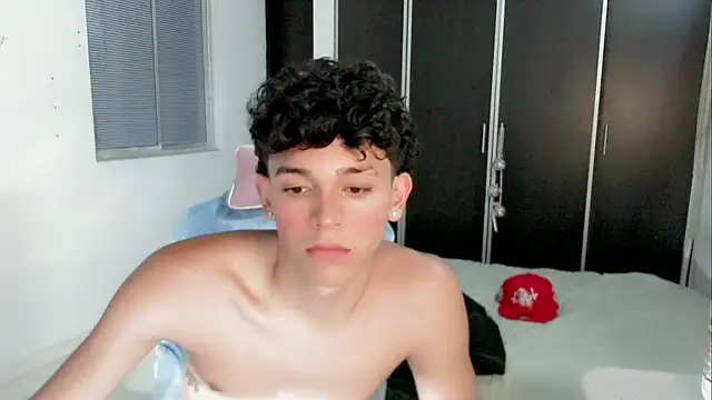 2c_Bby Chat XXX live