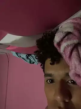 Stickmendez Chat XXX in diretta