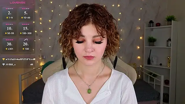 Kira__Fluffy's Live XXX Chat