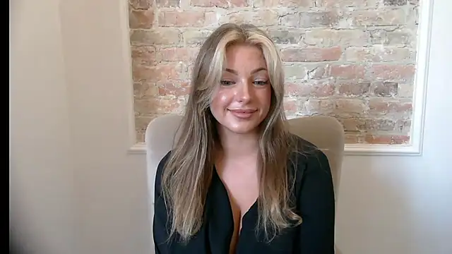 Živý XXX chat LilyBlondee