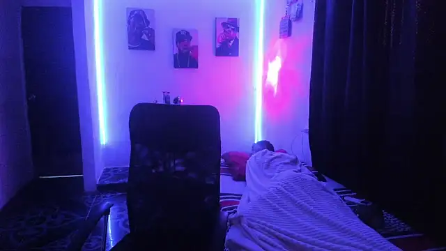 Chat XXX en directo de leo_bigconk1246