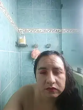 Sarafountain's Live XXX Chat