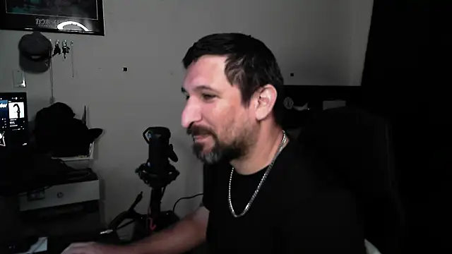 DevilPup75_ XXX чат на живо