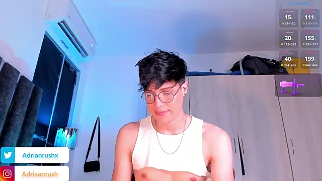 Chat XXX en directo de AdrianRushx