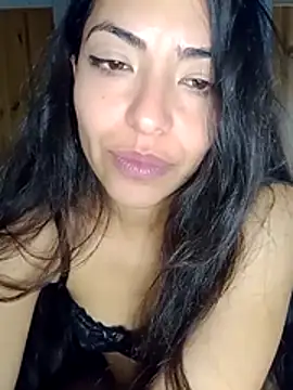 CasiTuya – Live XXX-chat