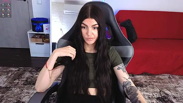AnacondaOnn's Live XXX Chat