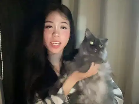amberluiss Adlı Modelin Canlı XXX Sohbeti