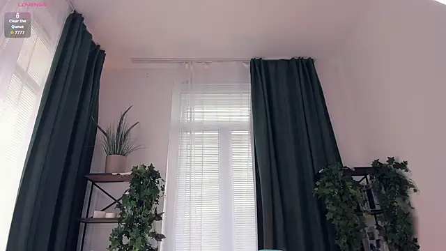 צ'אט XXX בשידור חי של InesPiek