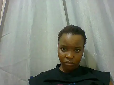 Chat +18 de Luxy_butee ao vivo