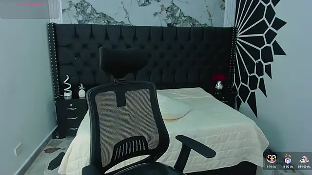 Živý XXX chat SiaFoxx_