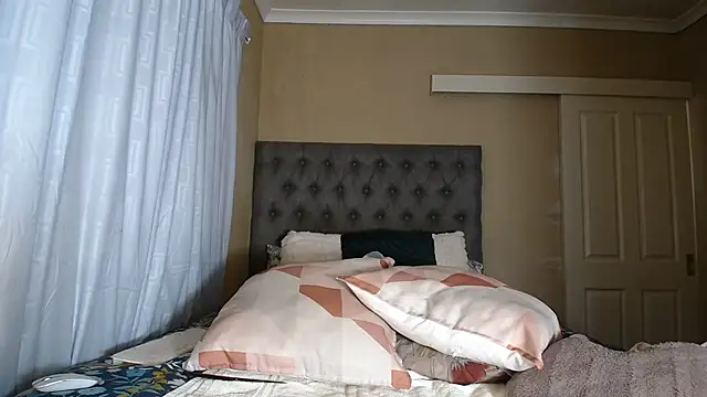 nanababe1 Adlı Modelin Canlı XXX Sohbeti