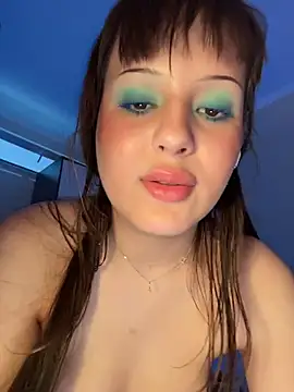 TwixGirlssXX Chat XXX in diretta