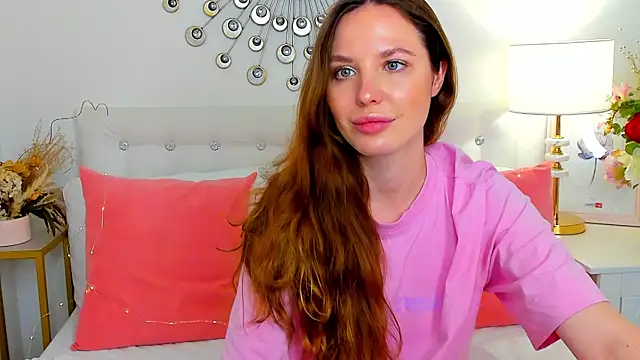 Chatroom XXX en direct de MonaRicci