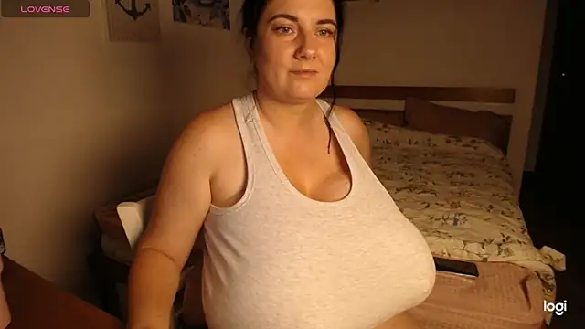 alisiaparril's Live XXX Chat
