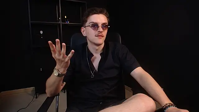 Chat XXX Live FelixStarkk