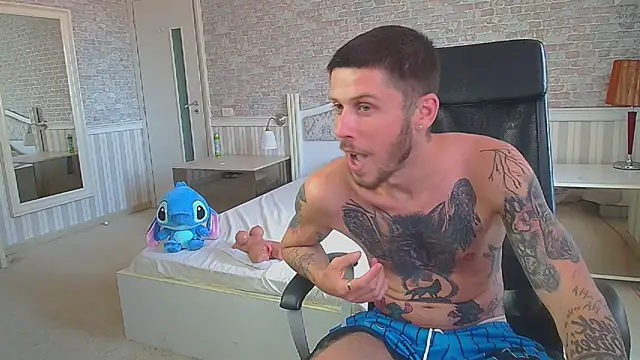 JonahShaw Live XXX Chat