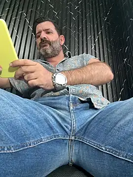Chat +18 de Hairy_Dad86 ao vivo