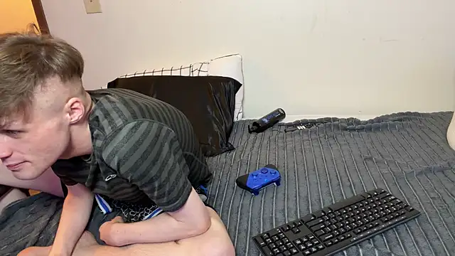 Chatroom XXX en direct de SmoothTwinkVibes