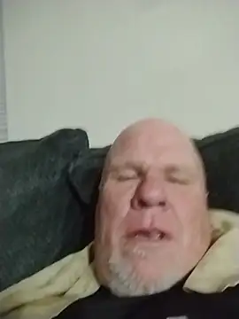 Czat XXX na żywo – Reddog833