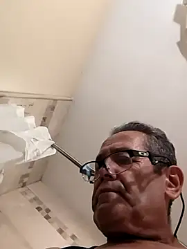 bobby69cock Chat XXX in diretta