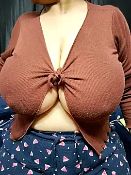 XXHOTSEX69's Live XXX Chat