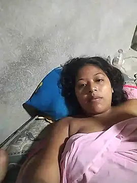 Yamiletvo Adlı Modelin Canlı XXX Sohbeti