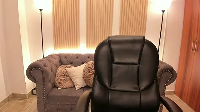 Karliie_kloss_'s Live XXX Chat