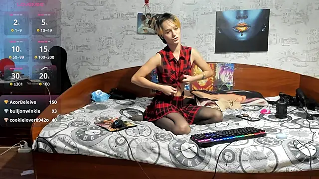 KagamiTayga Adlı Modelin Canlı XXX Sohbeti