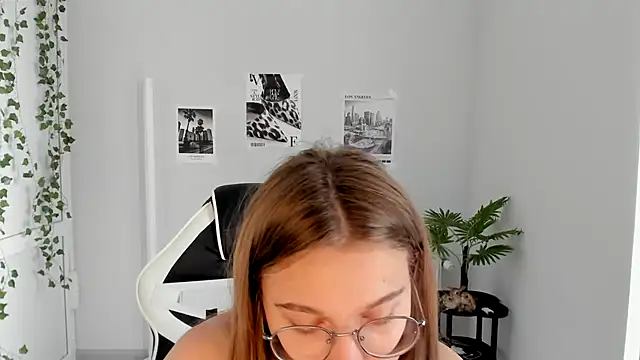 Mia_kristalのライブXXXチャット