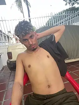 BEM_BOY live XXX chat