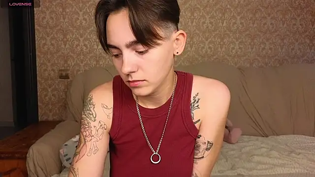 Chat XXX en directo de Lilihere_
