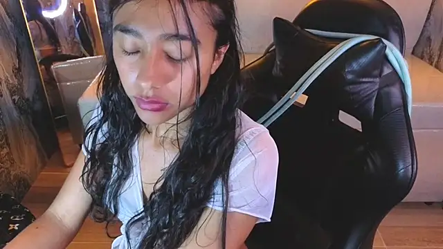 Arimeraki_v's Live XXX Chat