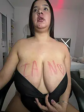 Živý XXX chat ValleryParker