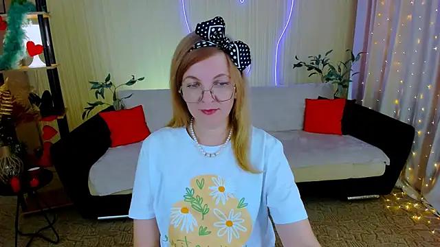 Chat +18 de YourUniverser ao vivo