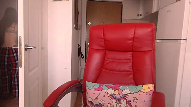 simyhvn Adlı Modelin Canlı XXX Sohbeti
