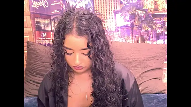 XXX chat uživo modela IndianAngel4u
