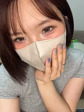 momodayo2525のライブXXXチャット
