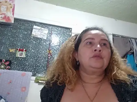 Živý XXX chat Perla1981--