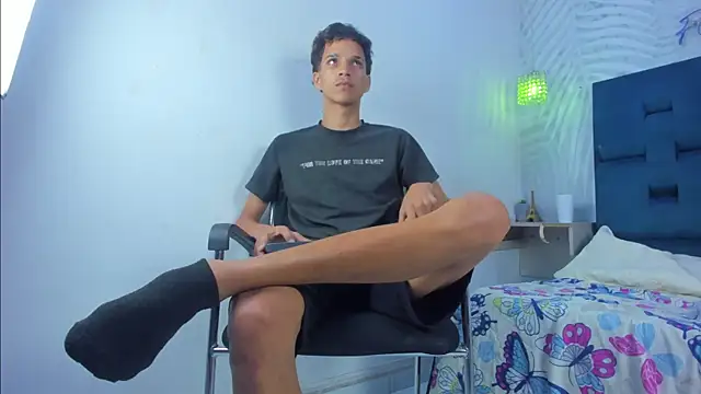 Chat XXX en directo de MidnightKing_