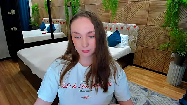 TrueReincarnation Chat XXX in diretta